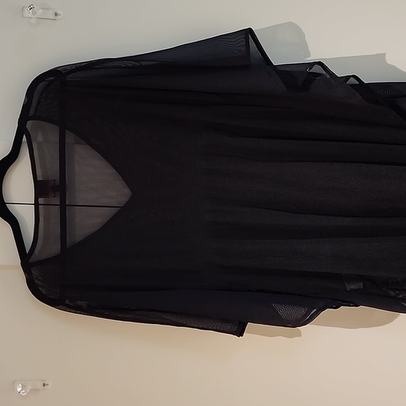 Cover up - Picture 5 of 5